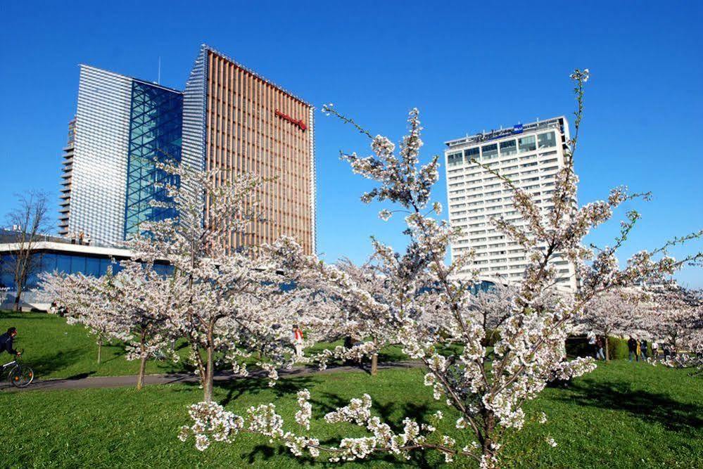 & Vilnius